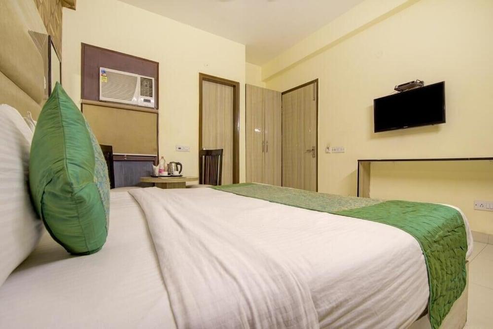 Airport Hotel Vishal Residency New Delhi Eksteriør billede