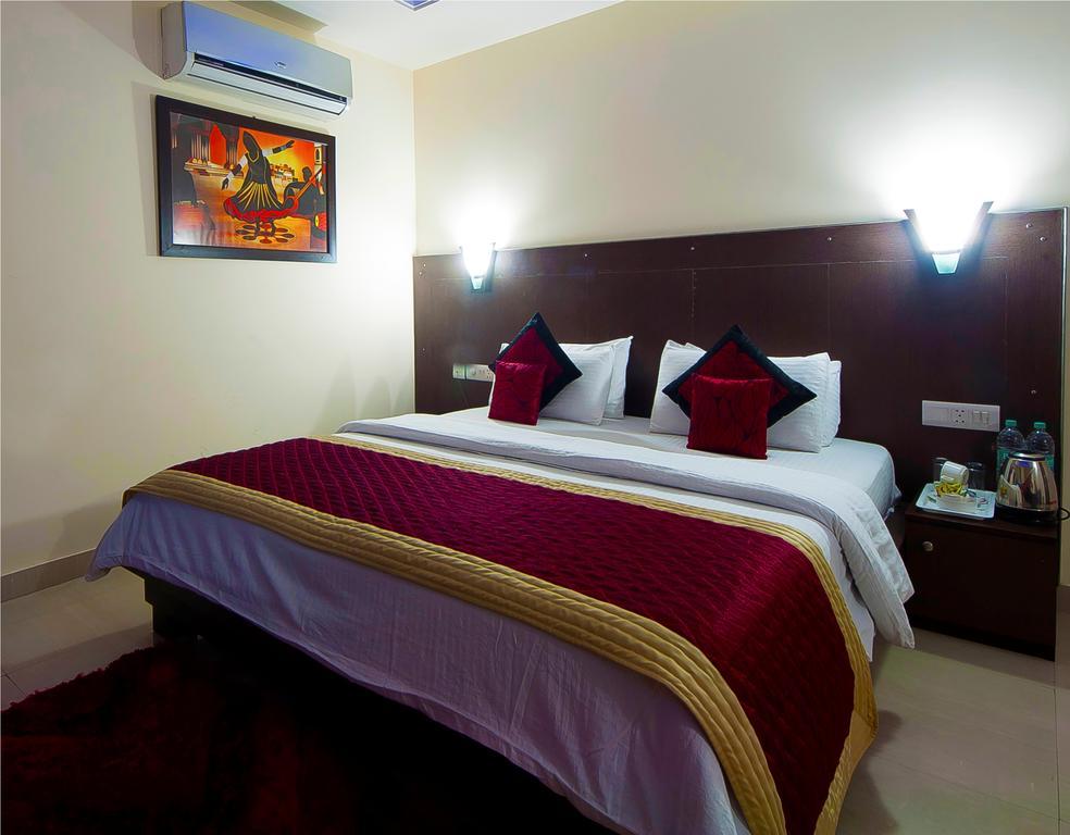 Airport Hotel Vishal Residency New Delhi Eksteriør billede