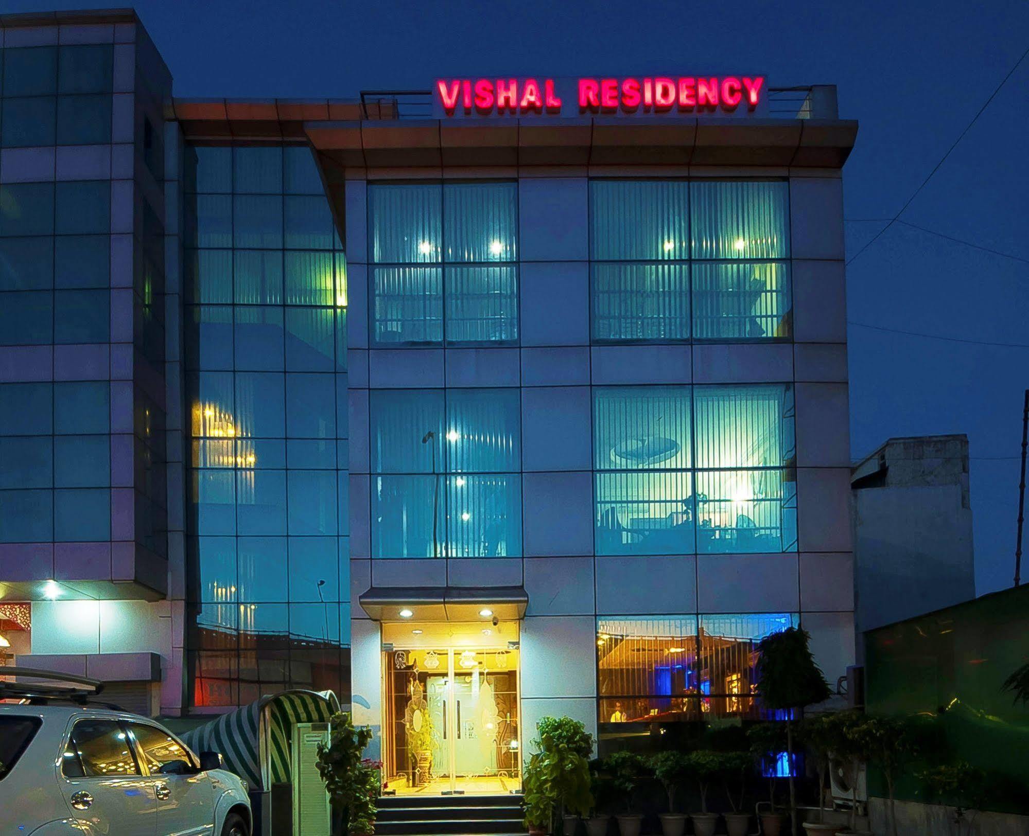 Airport Hotel Vishal Residency New Delhi Eksteriør billede