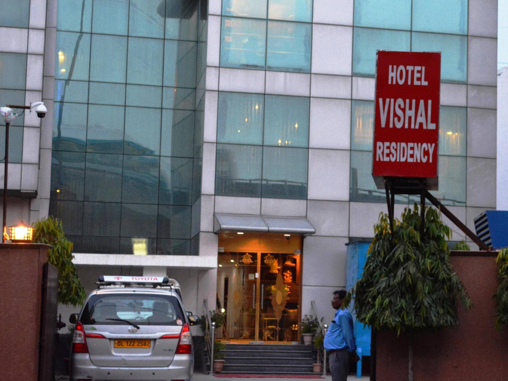 Airport Hotel Vishal Residency New Delhi Eksteriør billede