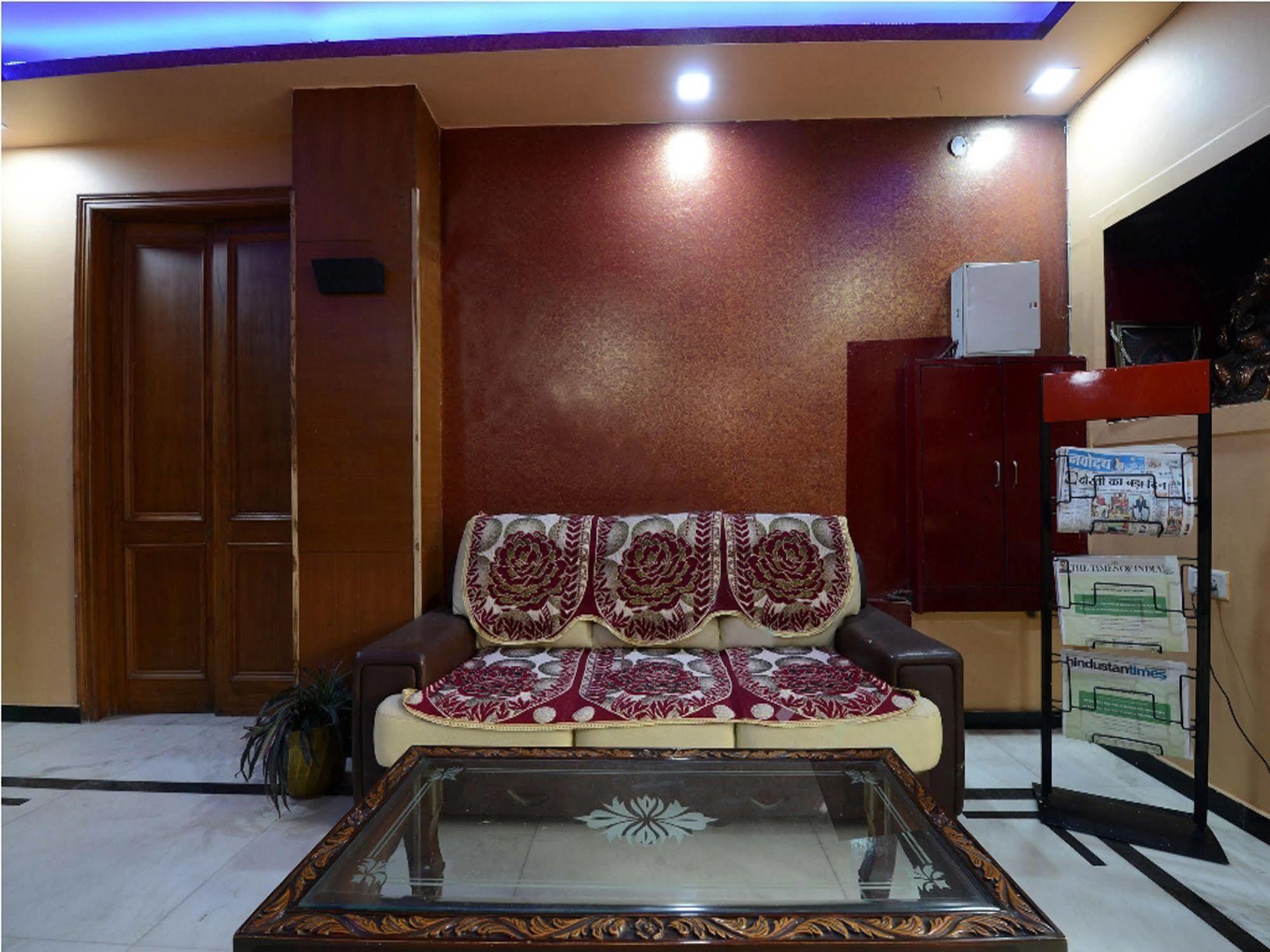 Airport Hotel Vishal Residency New Delhi Eksteriør billede